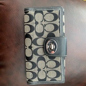 Coach wallet